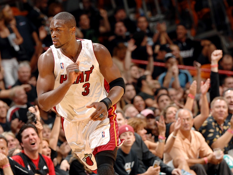 开云-🎂真挚的祝福!祝热火名宿“闪电侠”韦德44岁生日快乐!🎂