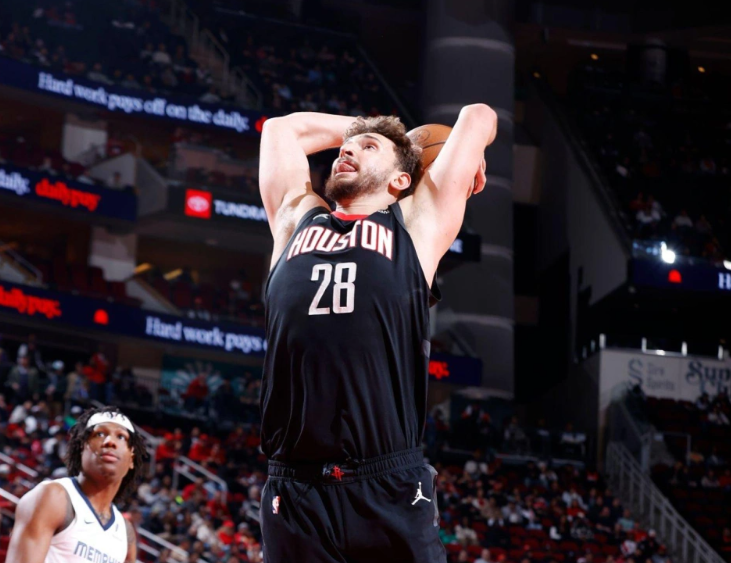 杜兰特申京合砍66分,火箭守住西部第四!但一战也出现两个隐患